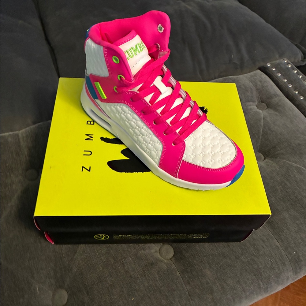 Zumba Fitness Women's Vibrant Pink and White Sneakers